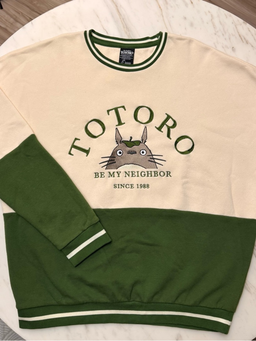 Totoro Colorblock Sweatshirt - Cream & Green